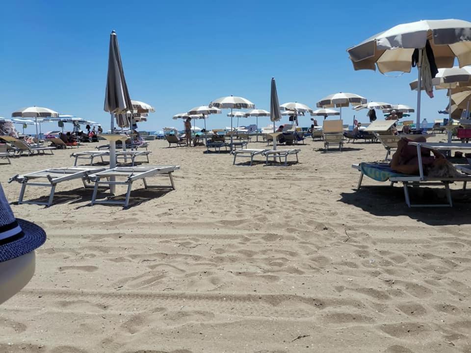 Eraclea Palace Hotel 4 Stelle S Eraclea Mare Bagian luar foto